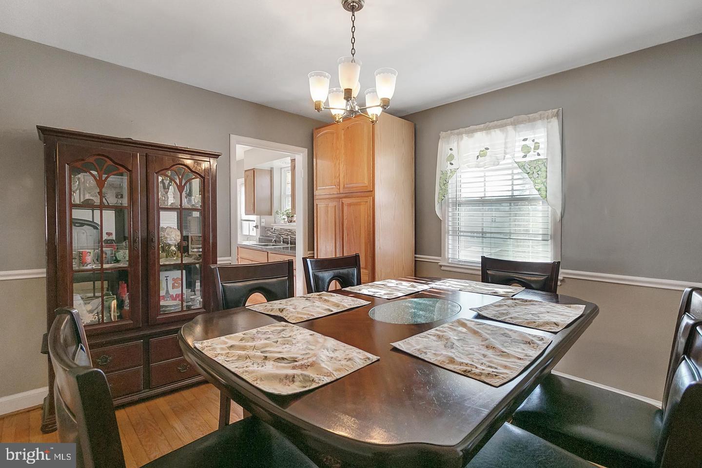 7206 Adelphi Road Hyattsville, MD 20782 - Photo 11 of 26 Dinning room