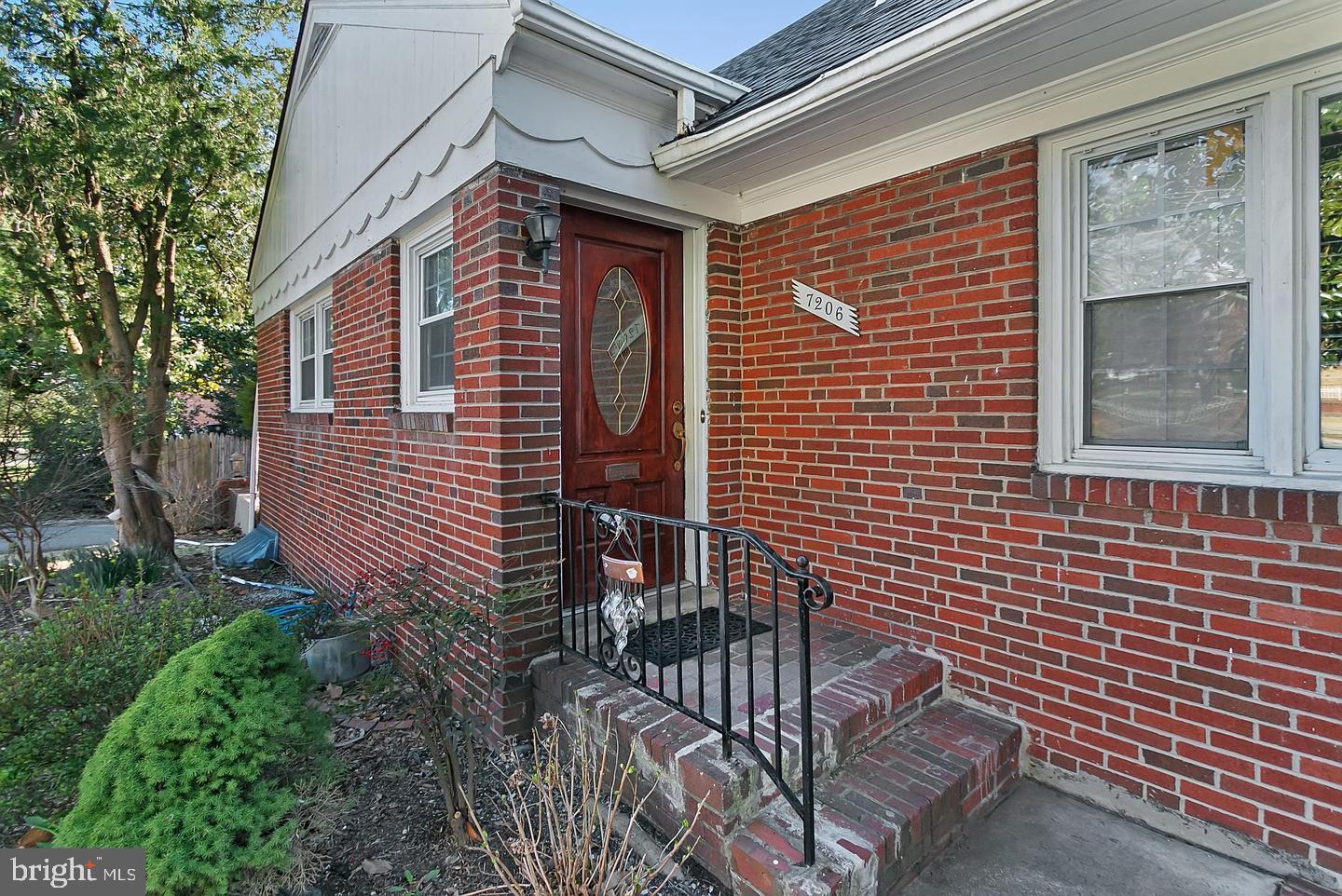 7206 Adelphi Road Hyattsville, MD 20782 - Photo 16 of 26 Front house