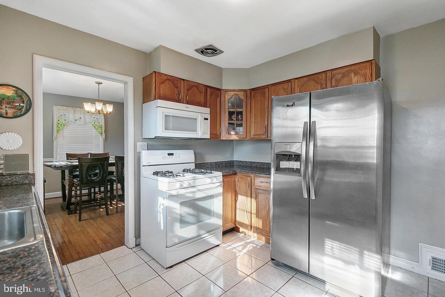 7206 Adelphi Road Hyattsville, MD 20782 - Photo 17 of 26 Kitchen