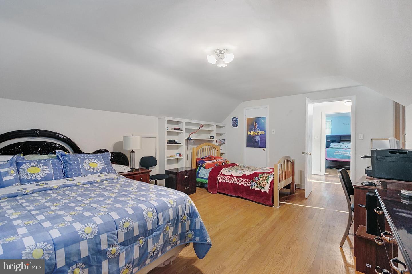 7206 Adelphi Road Hyattsville, MD 20782 - Photo 24 of 26 Room