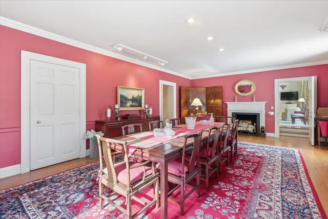 $1,950,000 | 1086 West Road, Bennington, VT 05201