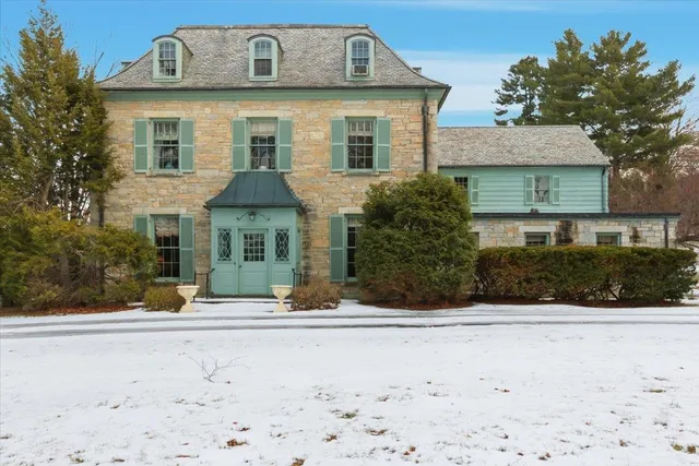 $1,950,000 | 1086 West Road, Bennington, VT 05201