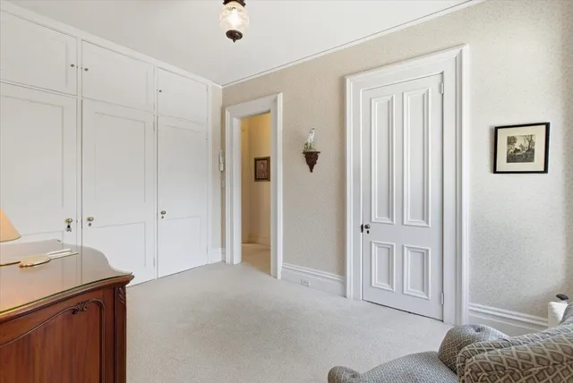 $1,950,000 | 1086 West Road, Bennington, VT 05201