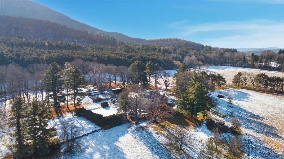 1086 West Road Bennington, VT 05201 - Photo 9 of 56