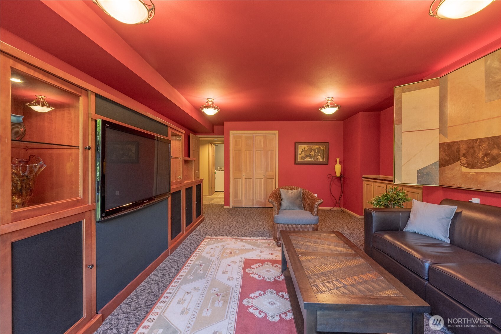 9297 44th Avenue Southwest Seattle, WA 98136 - Photo 32 of 40
