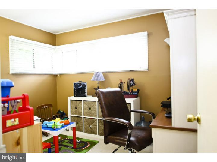 36 Cable Road Levittown, PA 19057 - Photo 15 of 23 Bedroom 3