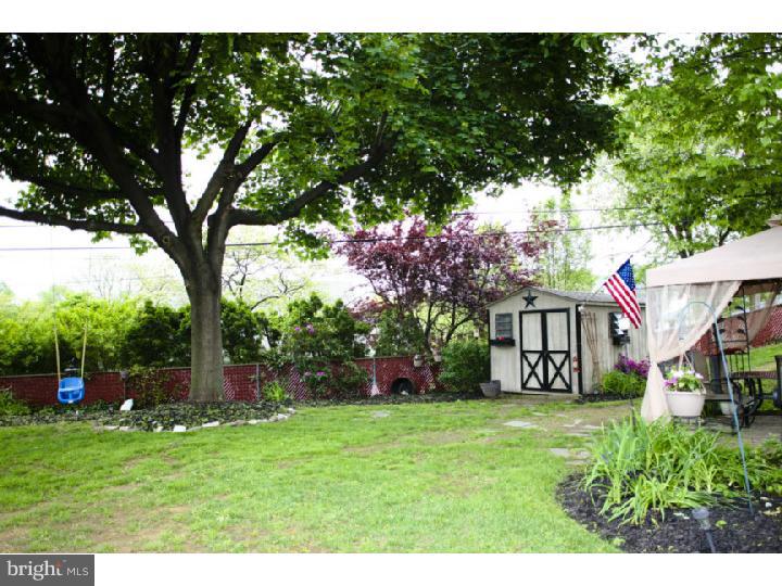 36 Cable Road Levittown, PA 19057 - Photo 17 of 23 Exterior Back