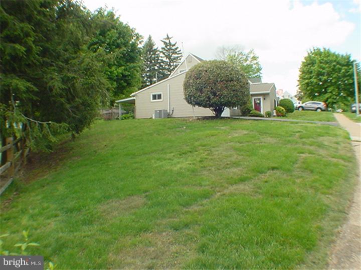 36 Cable Road Levittown, PA 19057 - Photo 22 of 23 Exterior Side