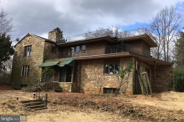 7592 Wilson Road Warrenton, VA 20186 - Photo 3 of 17 Exterior (Front)