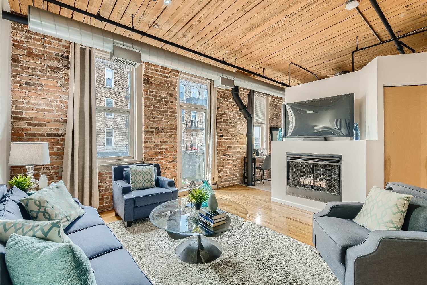 420 South Clinton Street, Unit 616A Chicago, IL 60607 - Photo 3 of 11 Gallery Image 3