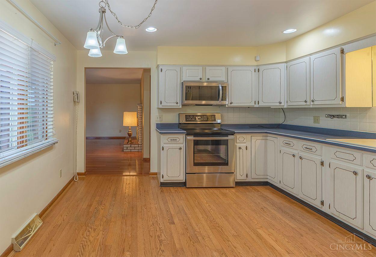 6404 Thompson Road Cincinnati, OH 45247 - Photo 16 of 41 Gallery Image 16