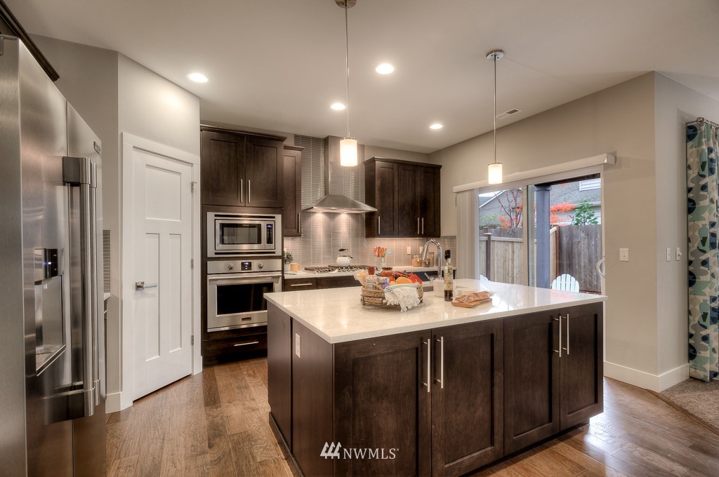 126 194th Place Southwest, Unit 3 Bothell, WA 98012 - Photo 3 of 25