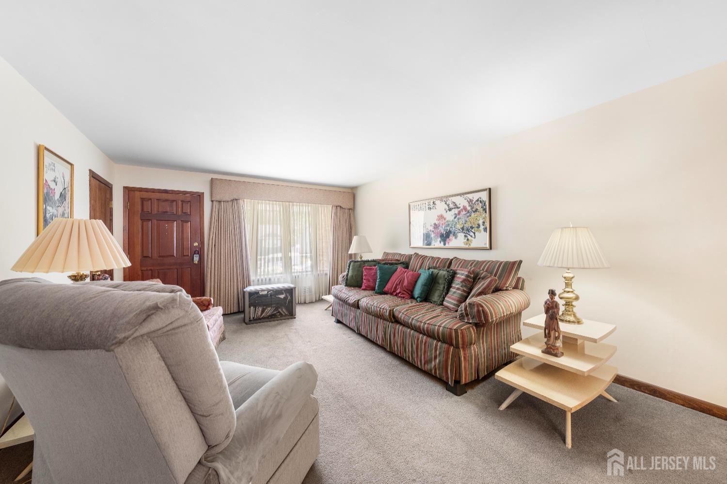 170 Jeffery Road Colonia, NJ 07067 - Photo 9 of 31 Gallery Image 9