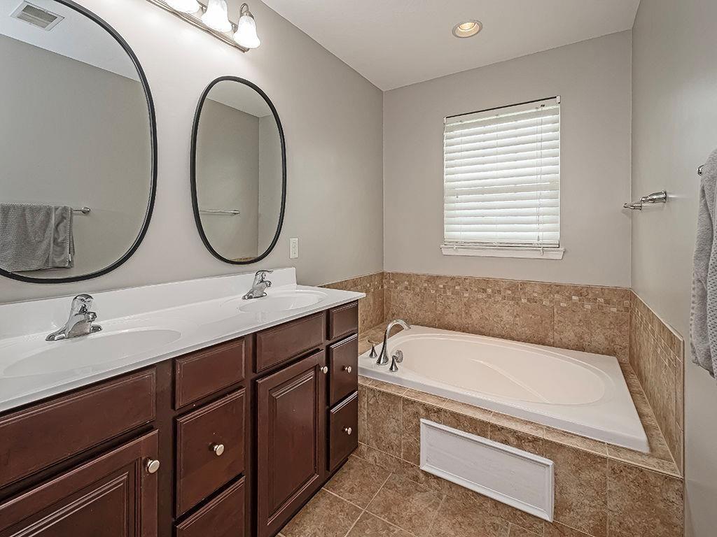 352 Maple Ridge Drive Canonsburg, PA 15317 - Photo 17 of 29 Gallery Image 17