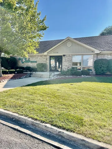 $175,000 | 18600 Village West Drive, Unit 310, Hazel Crest, IL 60429