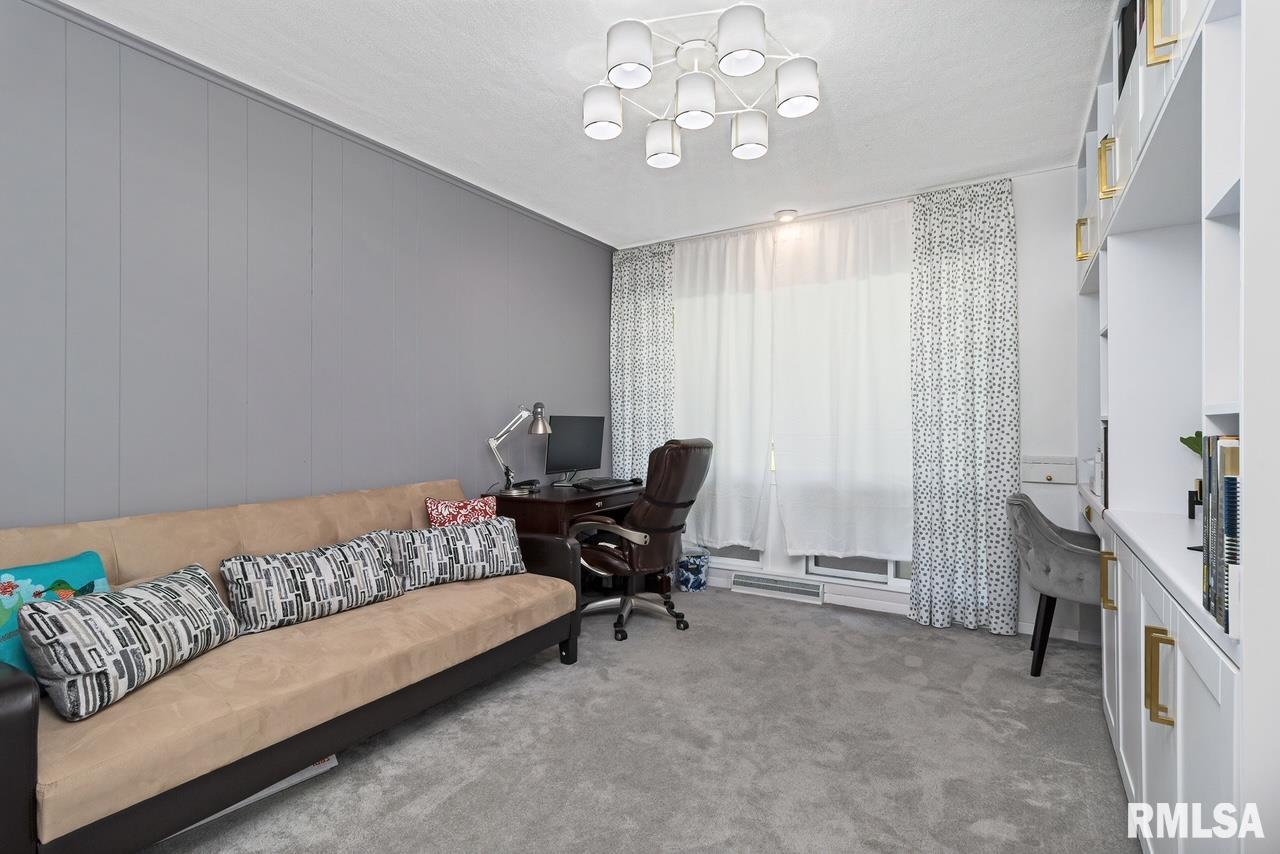 1104 Kimberly Road, Unit 905 Bettendorf, IA 52722 - Photo 17 of 28 Gallery Image 17