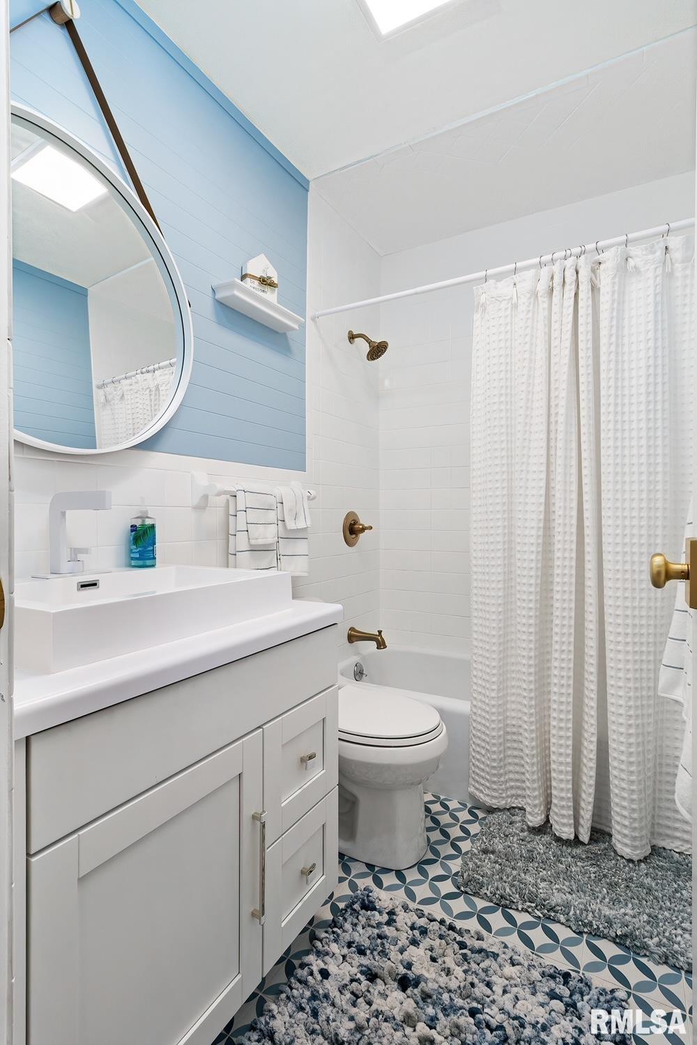 1104 Kimberly Road, Unit 905 Bettendorf, IA 52722 - Photo 19 of 28 Gallery Image 19
