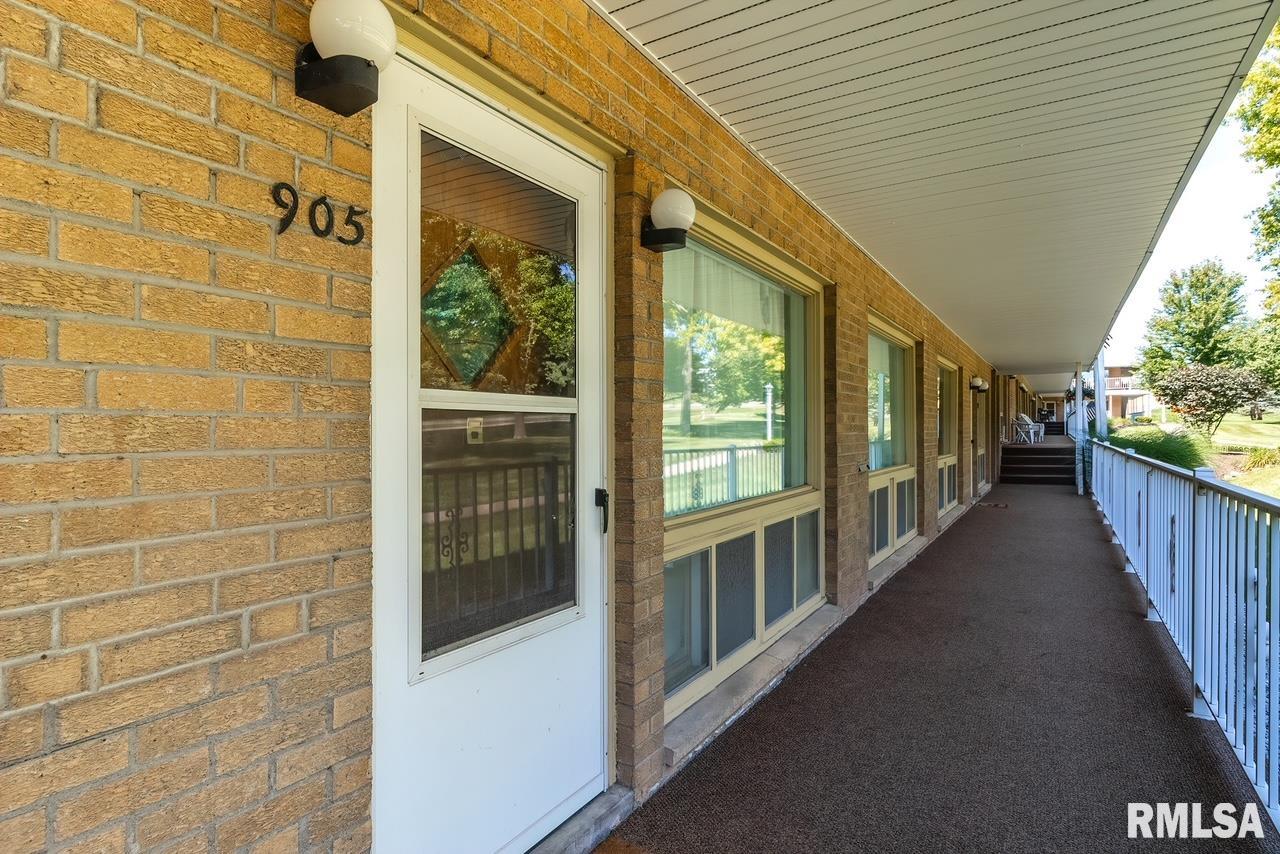 1104 Kimberly Road, Unit 905 Bettendorf, IA 52722 - Photo 3 of 28 Gallery Image 3