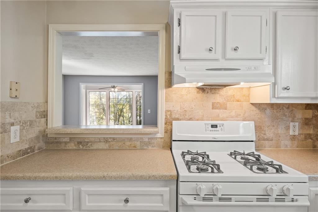 707 Gettysburg Place Atlanta, GA 30350 - Photo 20 of 40 a view of kitchen with sink and cabinets