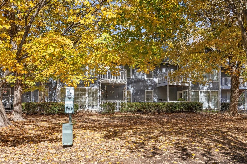 707 Gettysburg Place Atlanta, GA 30350 - Photo 37 of 40 a tree in front of a brick building