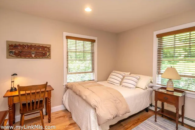 $1,615,000 | 27 Chapde Lane, Vineyard Haven, MA 02568