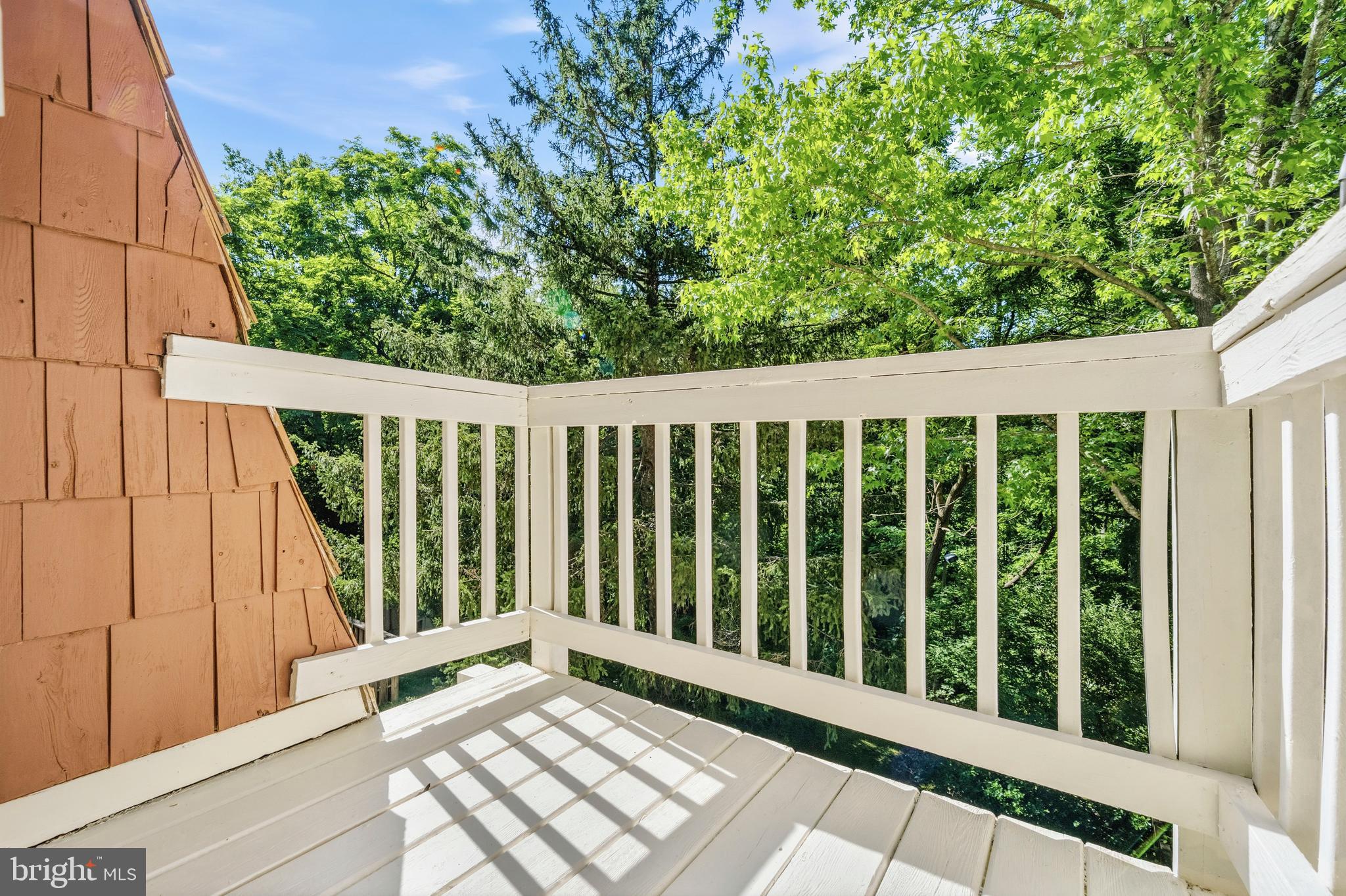 1604 Valencia Way Reston, VA 20190 - Photo 23 of 50