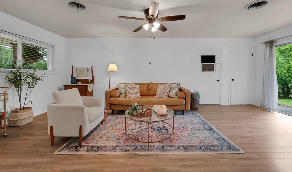 7741 Fairway Road Woodway, TX 76712 - Photo 7 of 39