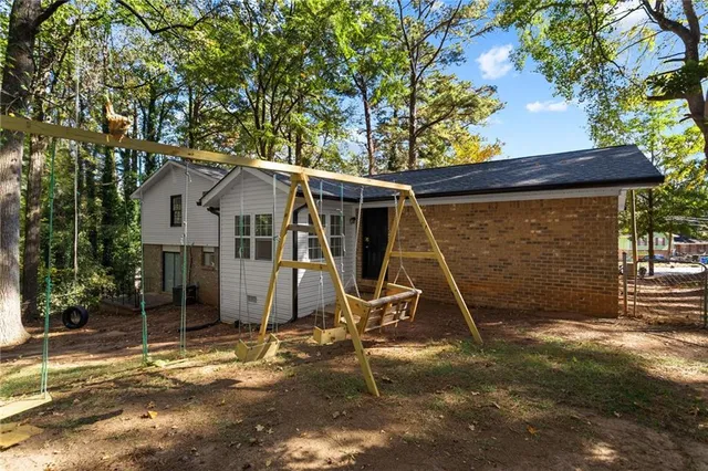 $279,900 | 3666 Stanford Circle, Decatur, GA 30034