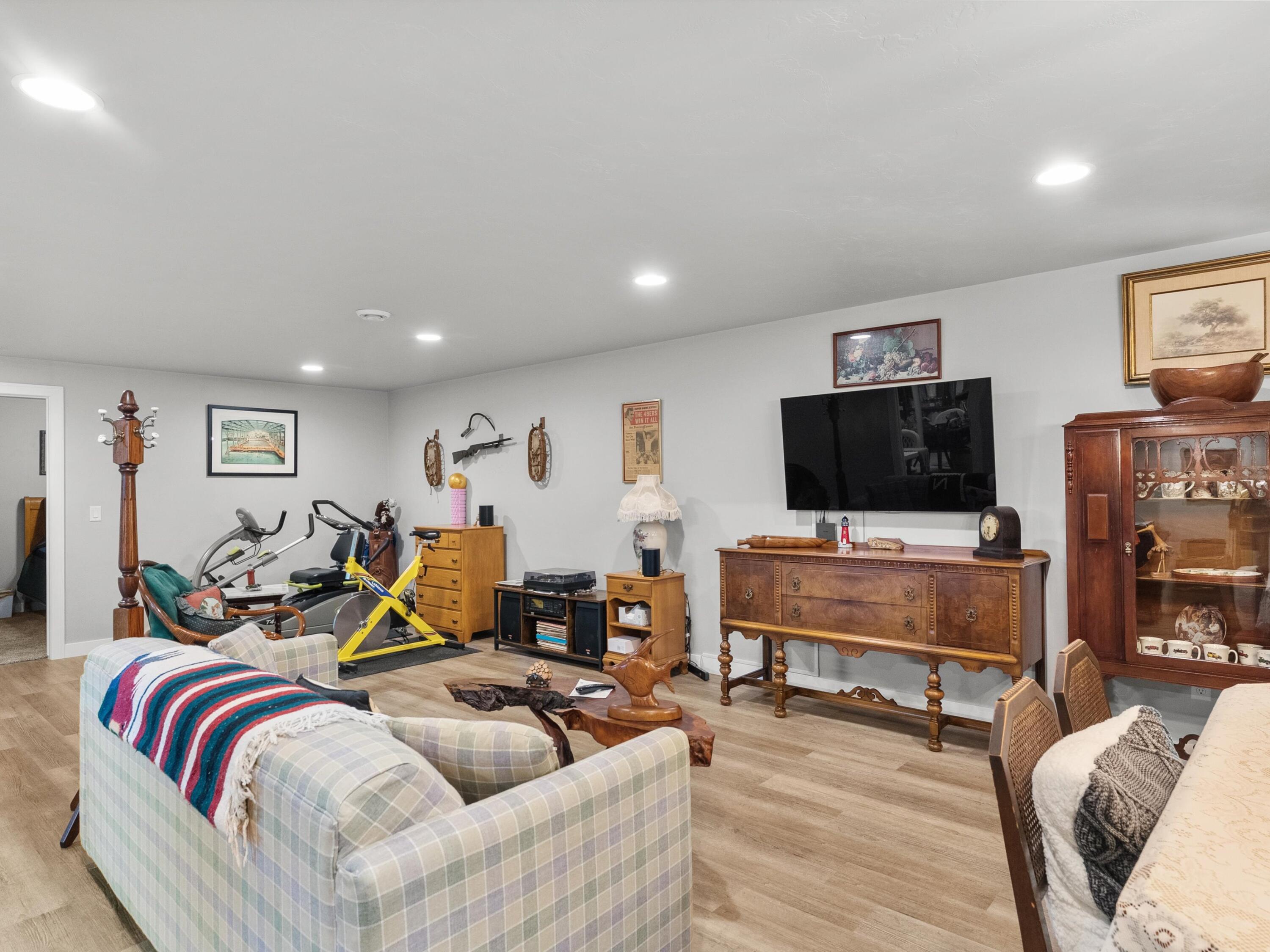 1625 Drusillas Way Howard, WI 54313 - Photo 28 of 43 31-031_2755681_00165