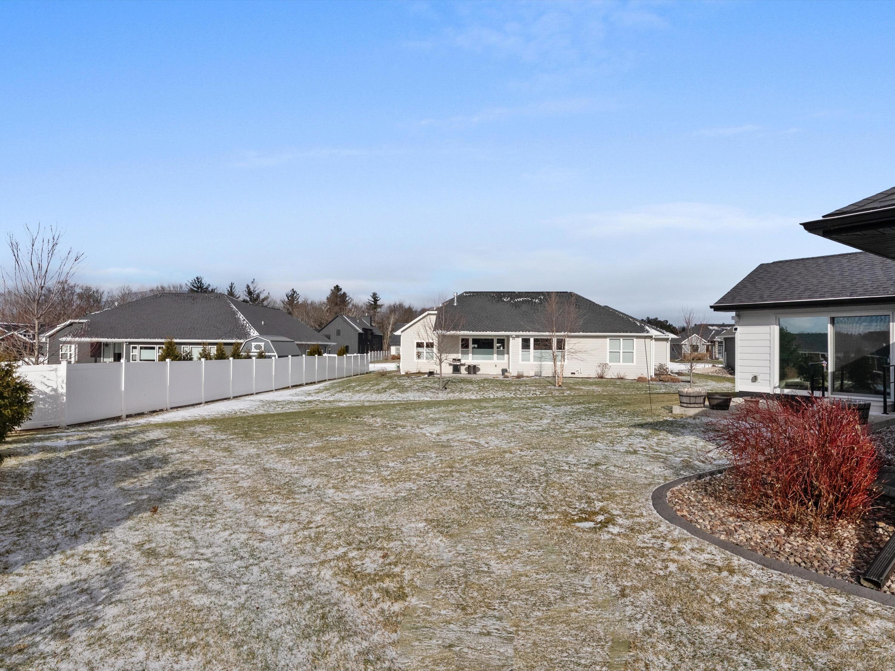 1625 Drusillas Way Howard, WI 54313 - Photo 35 of 43 04-004_2755681_00092