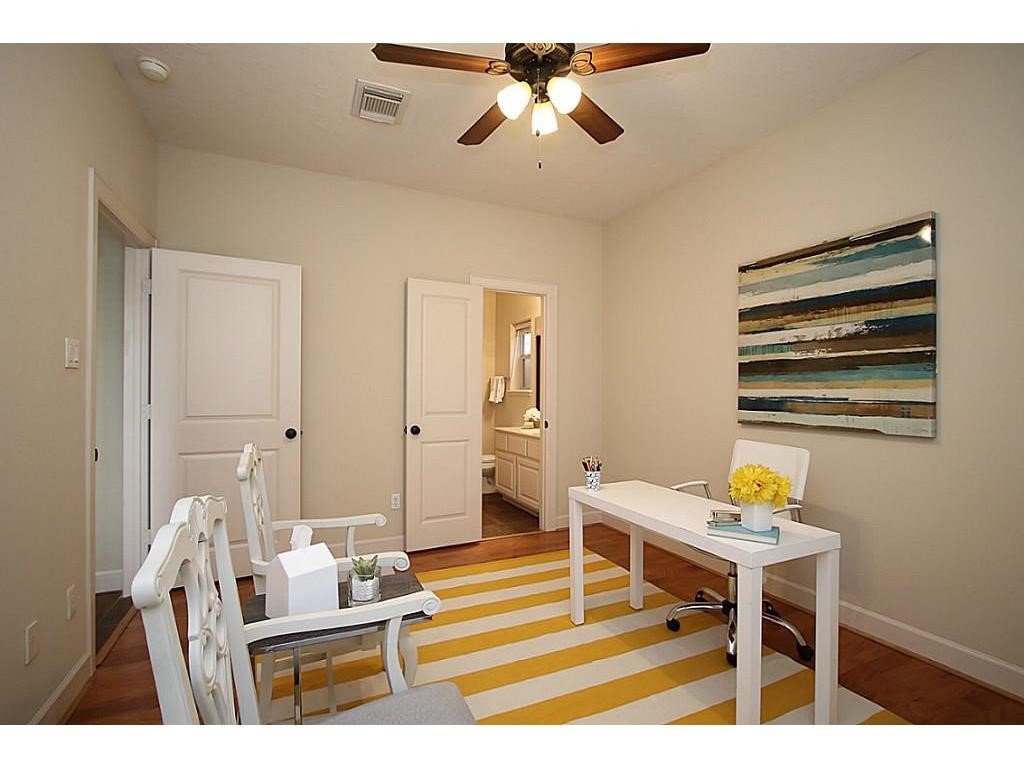 5807 Maxie Street Houston, TX 77007 - Photo 5 of 25