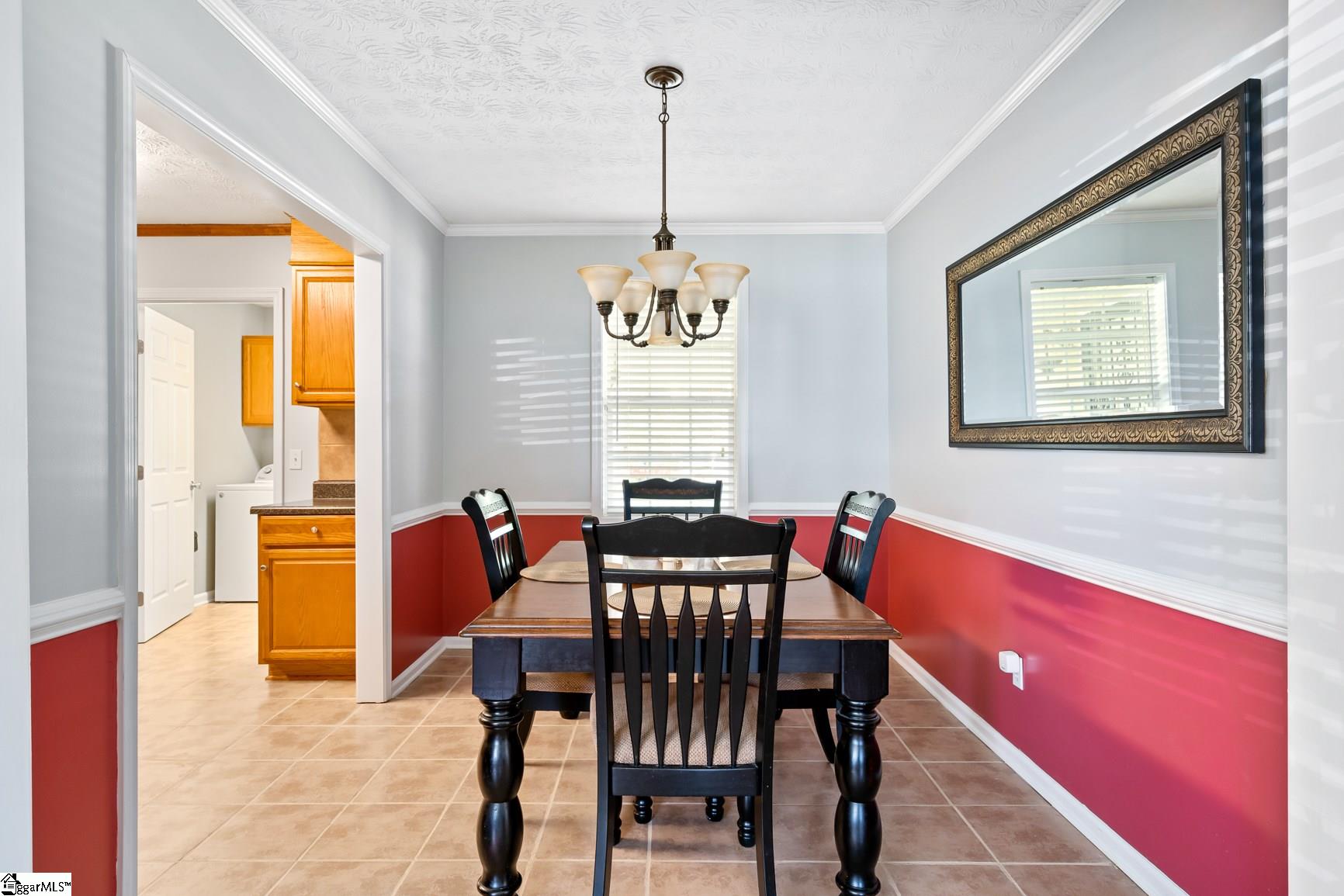 428 McAlister Road Williamston, SC 29697 - Photo 10 of 33 This room is off from the kitchen 8.4 x 10.9 and can fit a large size table.