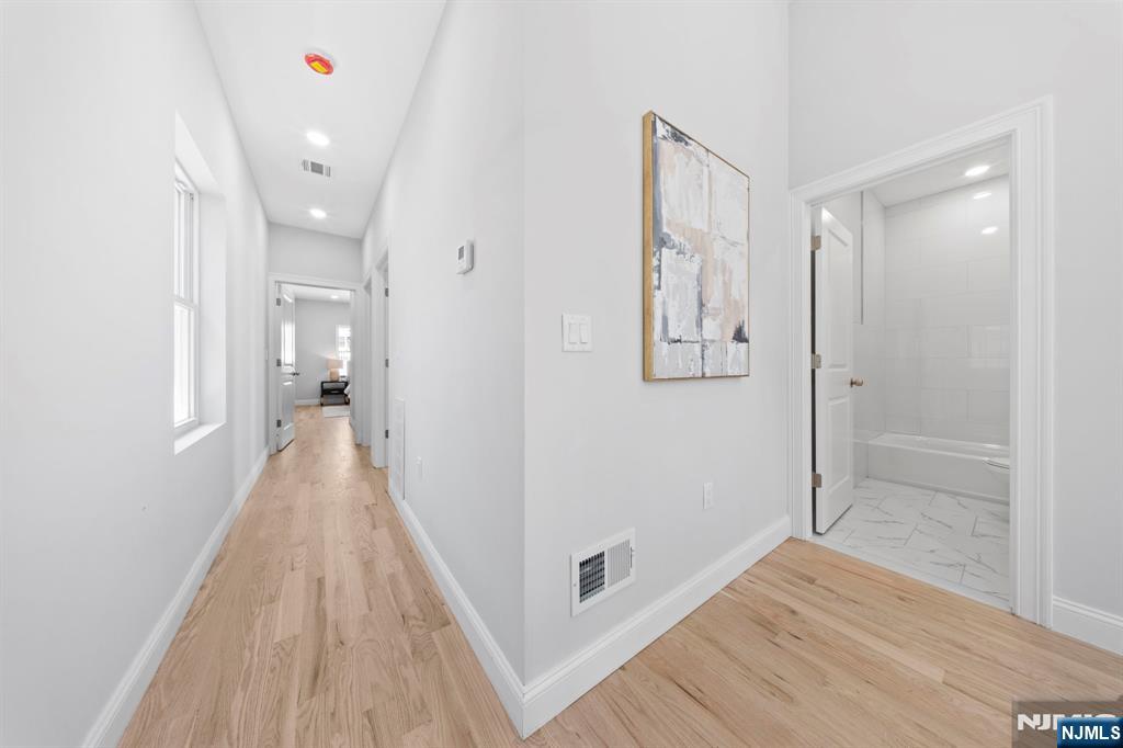 37 Devon Terrace Kearny, NJ 07032 - Photo 18 of 33