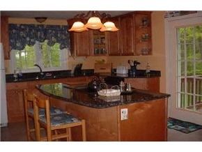 16 Plower Road Pelham, NH 03076 - Photo 4 of 4 Gallery Image 4