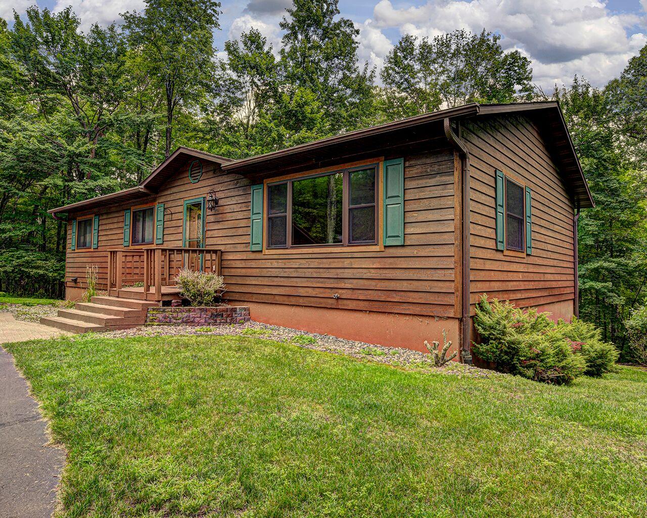 6015 Redpine Lane Rhinelander, WI 54501 - Photo 24 of 31 Gallery Image 24