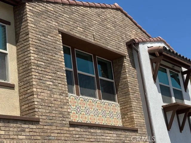 a view of a roof with a garden