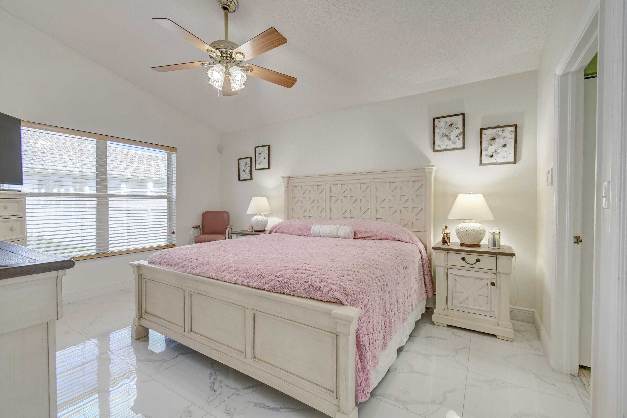 1181 Aviary Road Wellington, FL 33414 - Photo 21 of 50 44_dsc_6428_29_30_31_32