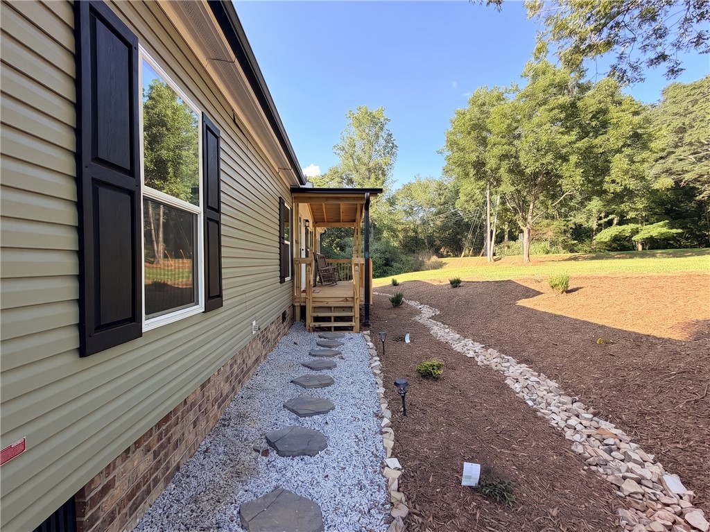 242 Black Bottom Road Liberty, SC 29657 - Photo 7 of 49 Gallery Image 7