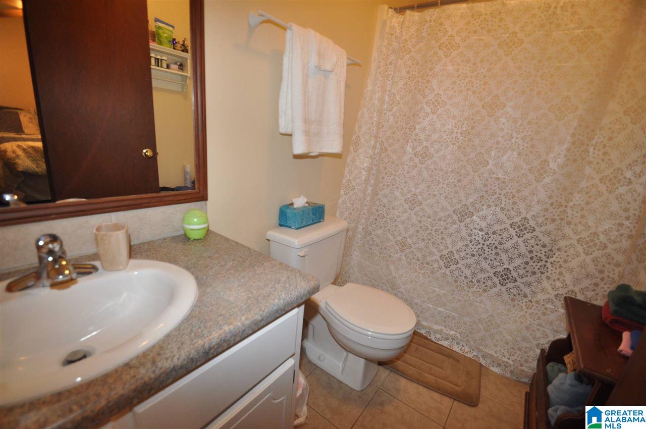 855 Valley Trail Warrior, AL 35180 - Photo 27 of 43