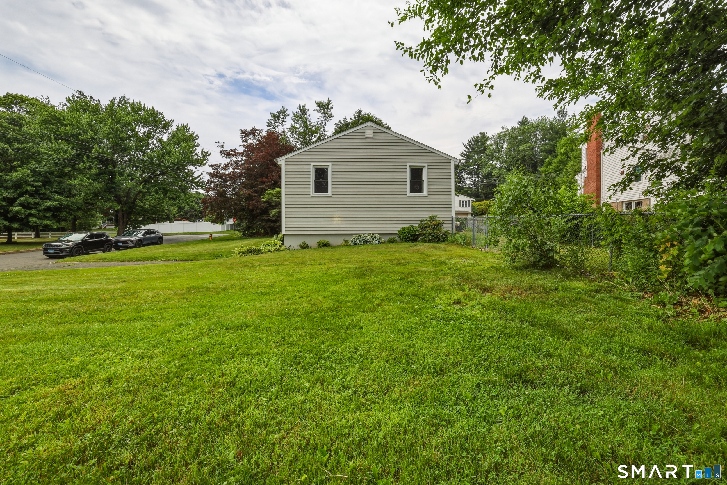 91 Berkeley Road Middletown, CT 06457 - Photo 28 of 33
