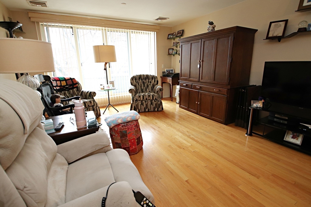 30 Chelsea Street, Unit 210 Everett, MA 02149 - Photo 9 of 35