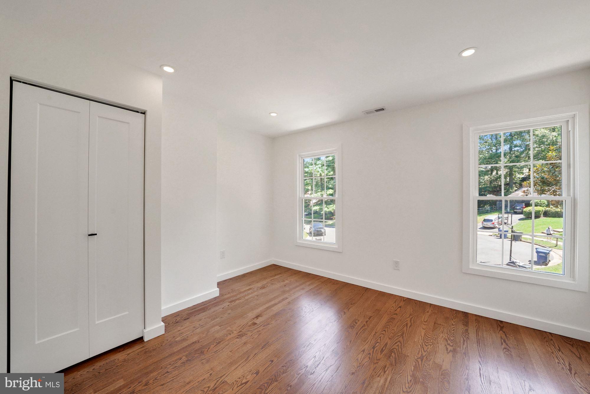 9712 Rhapsody Drive Vienna, VA 22181 - Photo 33 of 64 Gallery Image 33