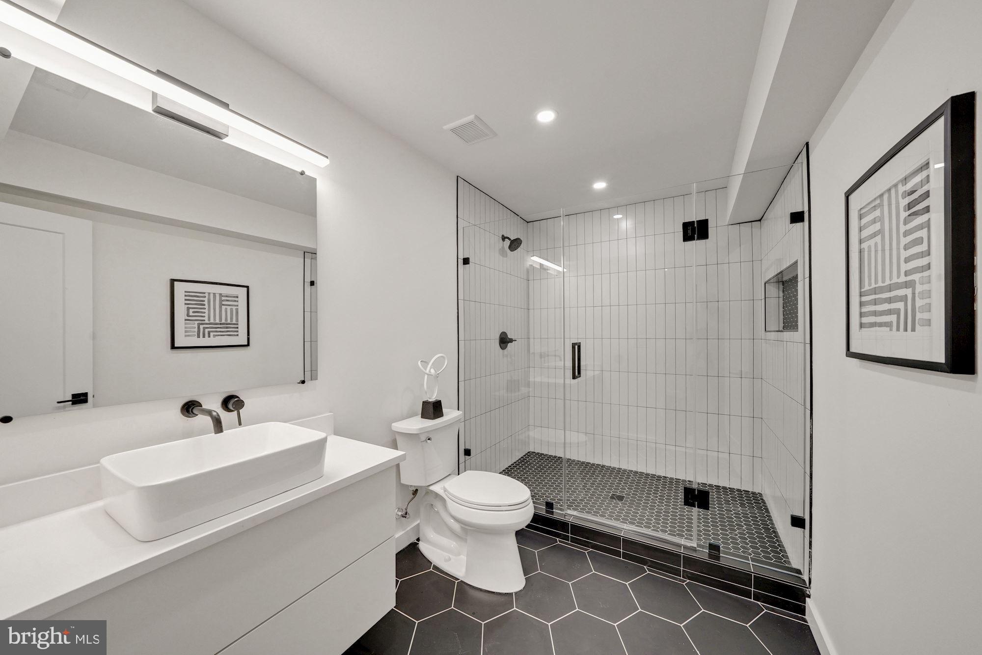 9712 Rhapsody Drive Vienna, VA 22181 - Photo 45 of 64 Gallery Image 45