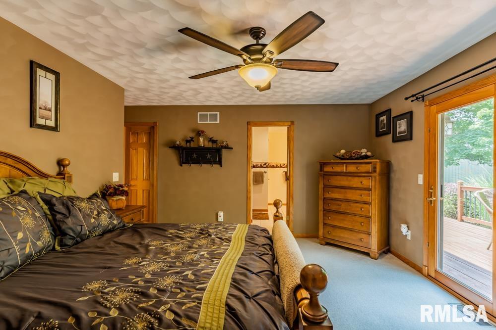 11437 Fuelberth Road Pekin, IL 61554 - Photo 15 of 36 Gallery Image 15