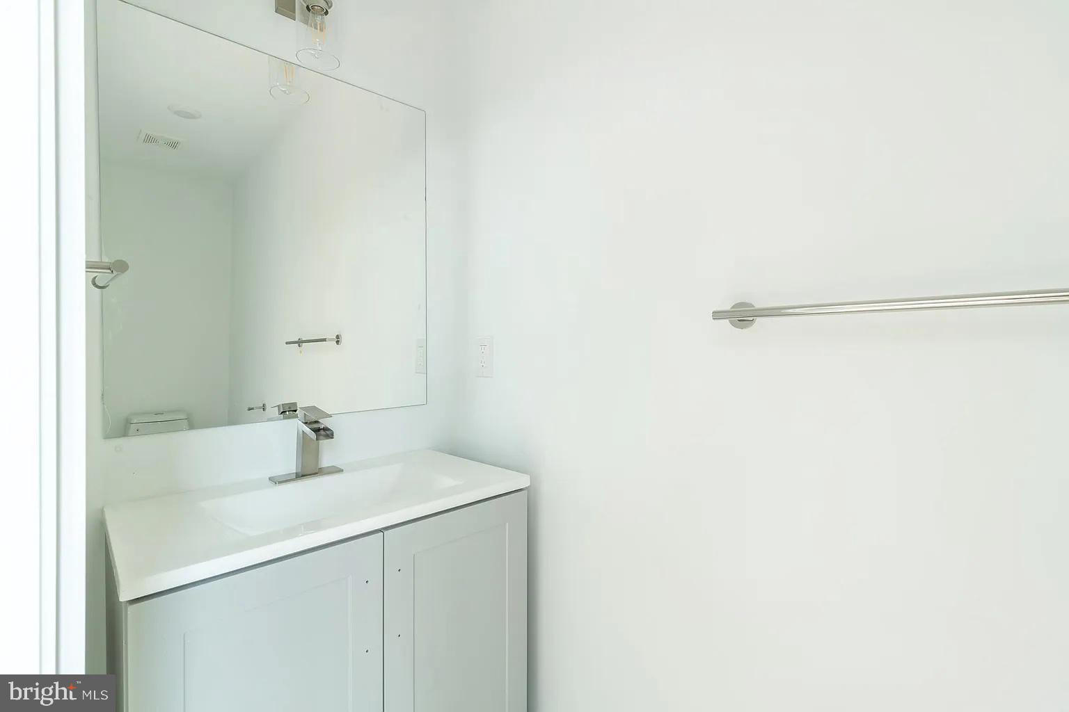 1805 Ridge Avenue, Unit 5 Philadelphia, PA 19130 - Photo 15 of 28 Gallery Image 15