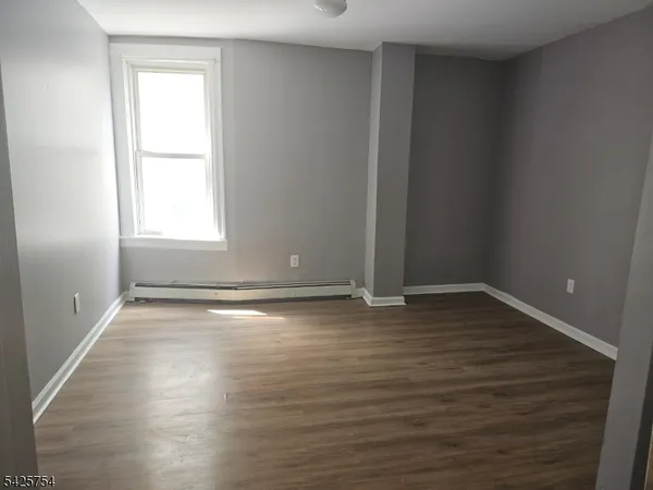 $2,100 | 234 Smith Street, Newark, NJ 07106