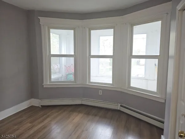 $2,100 | 234 Smith Street, Newark, NJ 07106