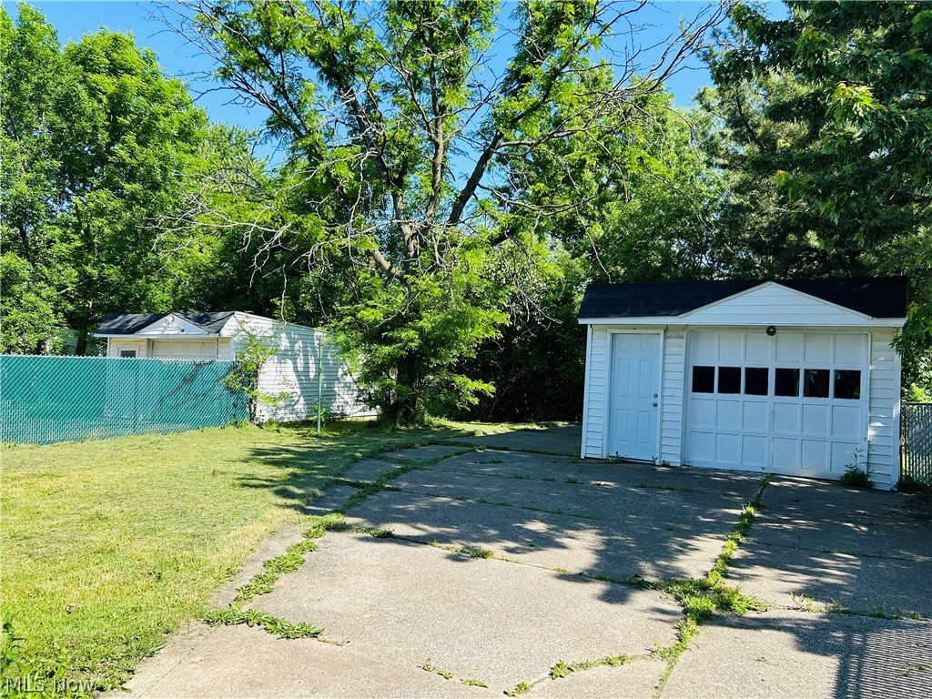 13629 Granger Road Garfield Heights, OH 44125 - Photo 3 of 26
