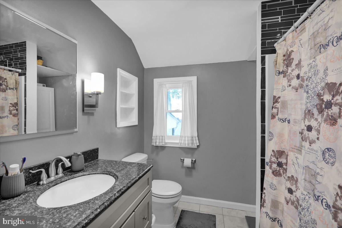 549 Meade Terrace Reading, PA 19607 - Photo 13 of 27 Gallery Image 13