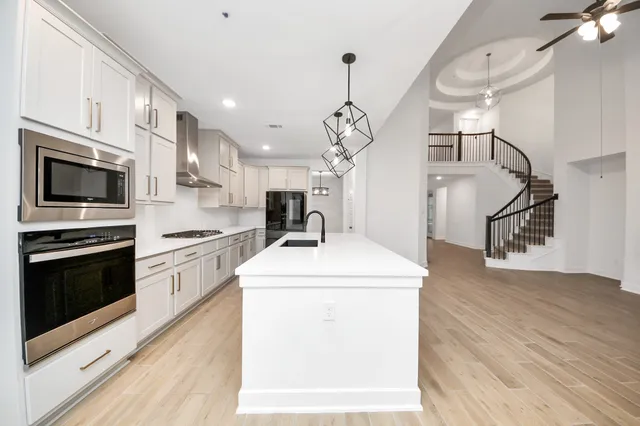 $3,800 | 20926 White Rock Crk Drive, Cypress, TX 77433